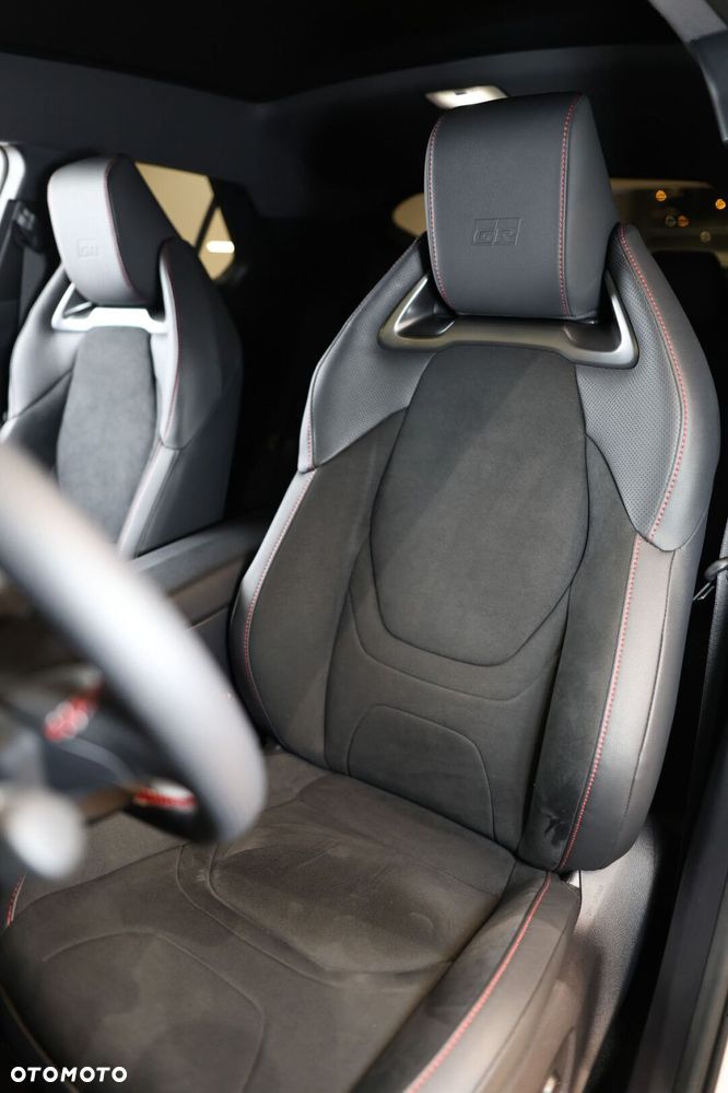 Toyota C-HR 2.0 Hybrid Dynamic Force GR Sport AWD - 10