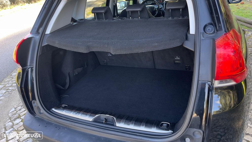 Peugeot 2008 1.4 HDi Allure - 23