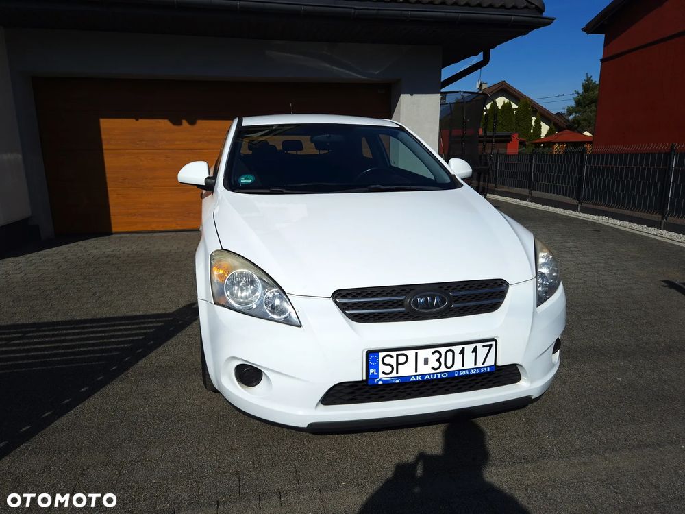 Kia ProCeed 1.6 CVVT LX - 11