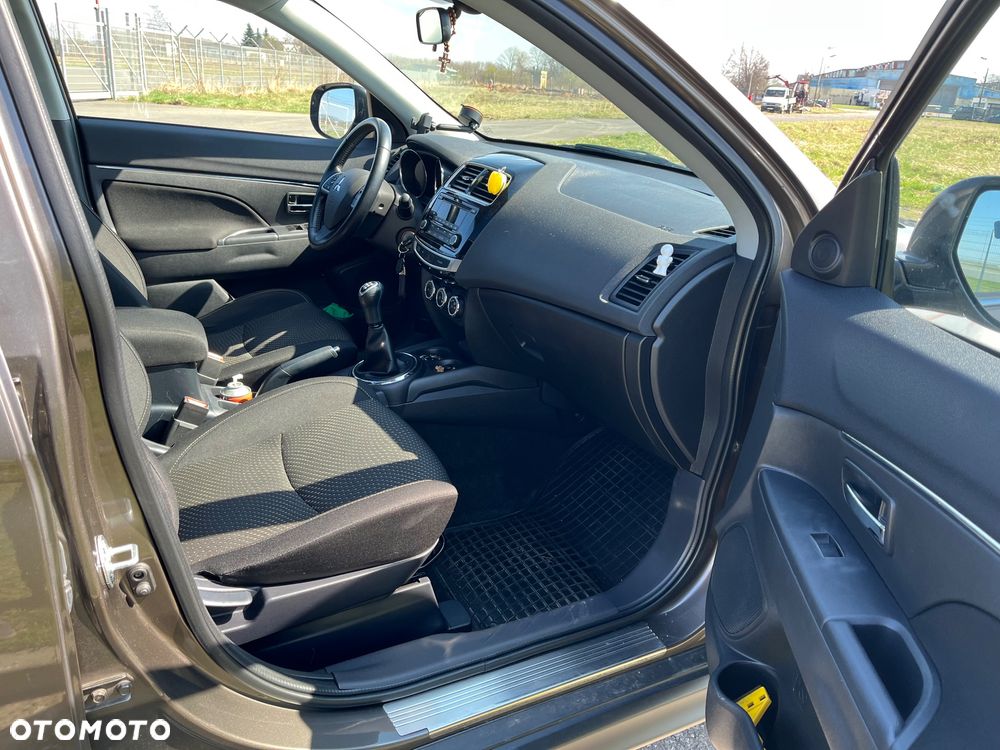 Mitsubishi ASX 1.6 Active - 11