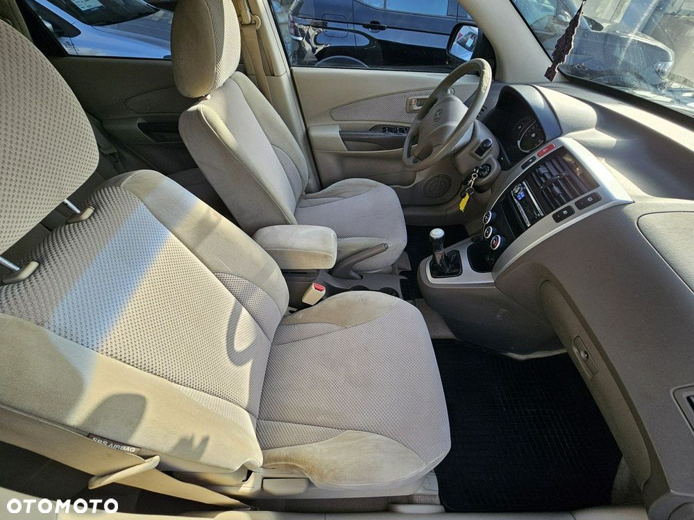 Hyundai Tucson 2.0 4WD GLS - 30