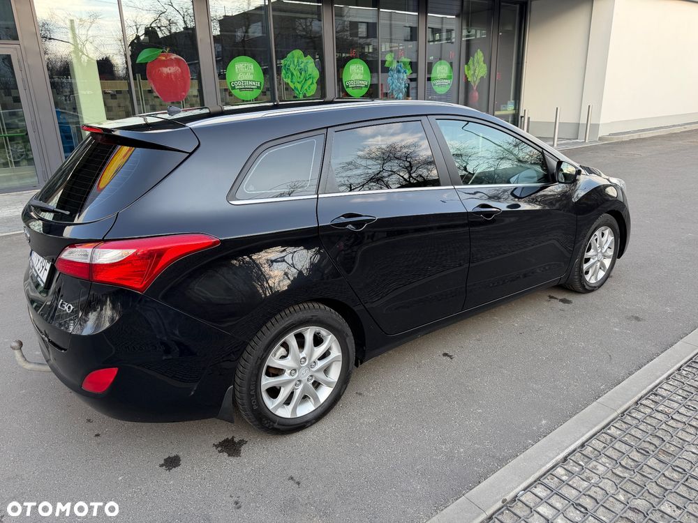 Hyundai i30 1.6 CRDi Automatik Style - 5