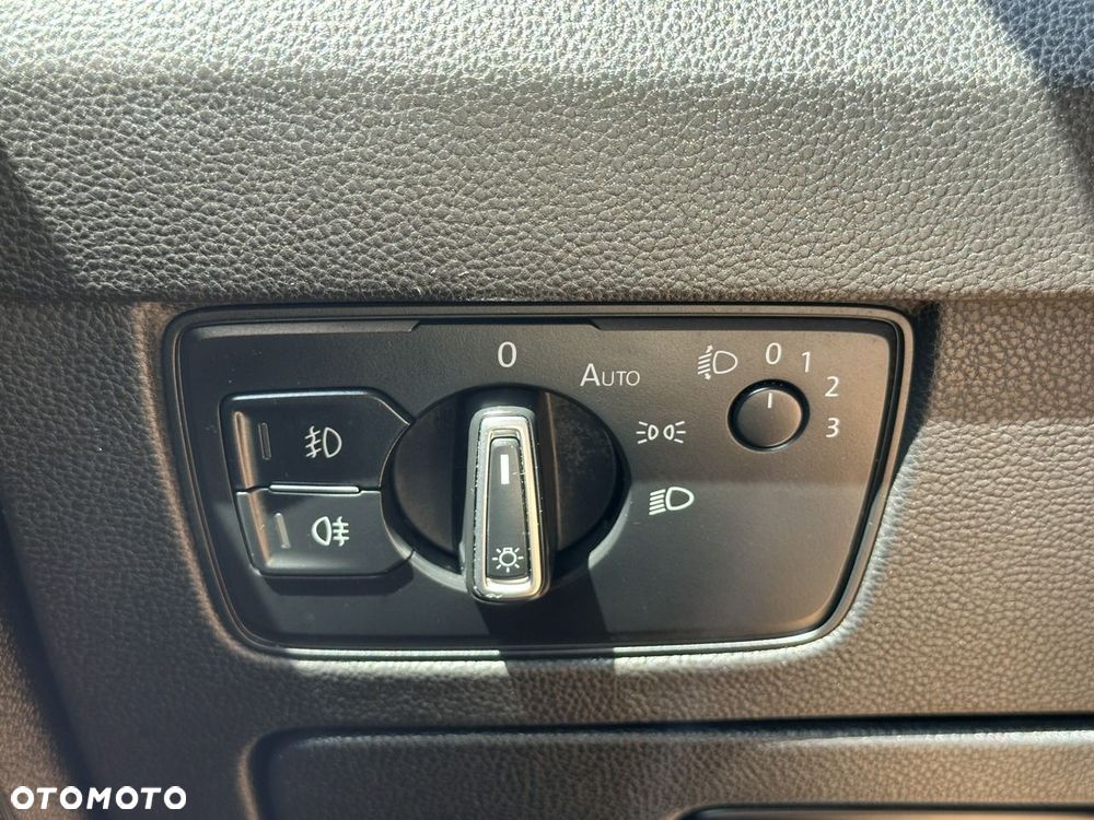 Volkswagen Passat Variant 2.0 TDI (BlueMotion Technology) Comfortline - 28