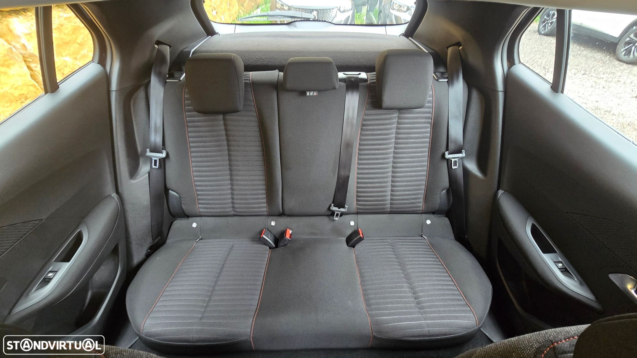 Peugeot 2008 - 44