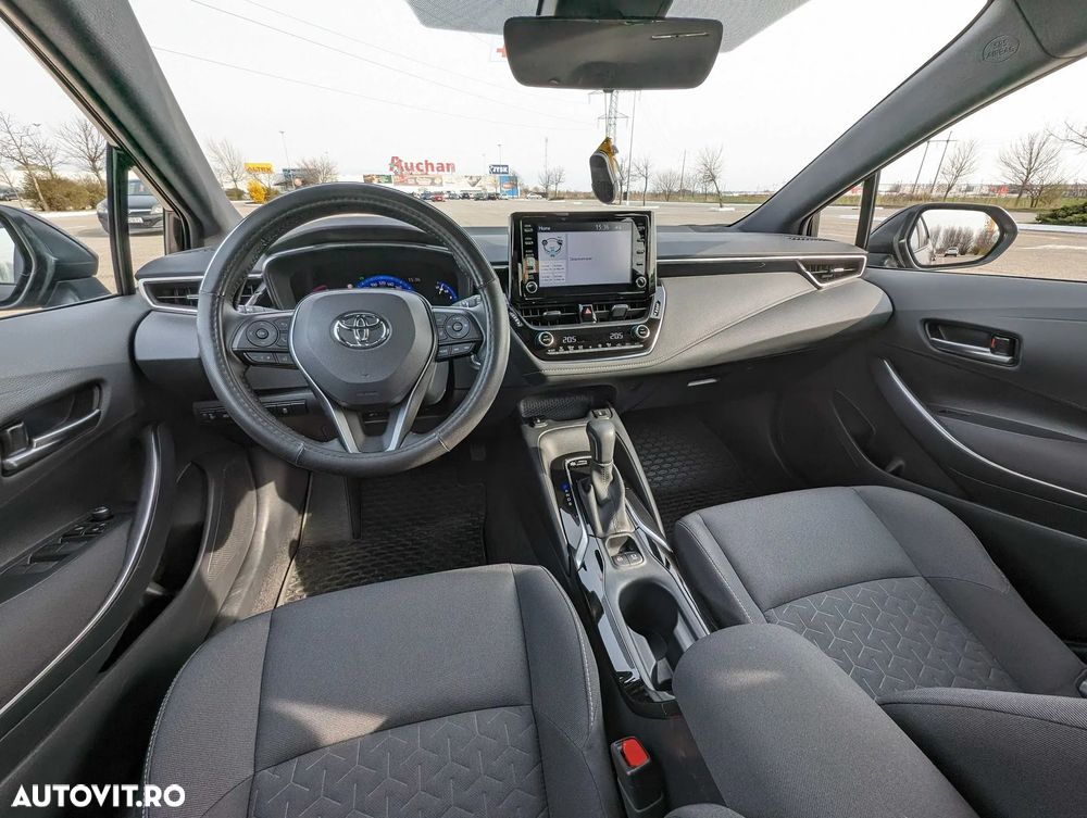 TOYOTA Corolla 2022 — imagine 7