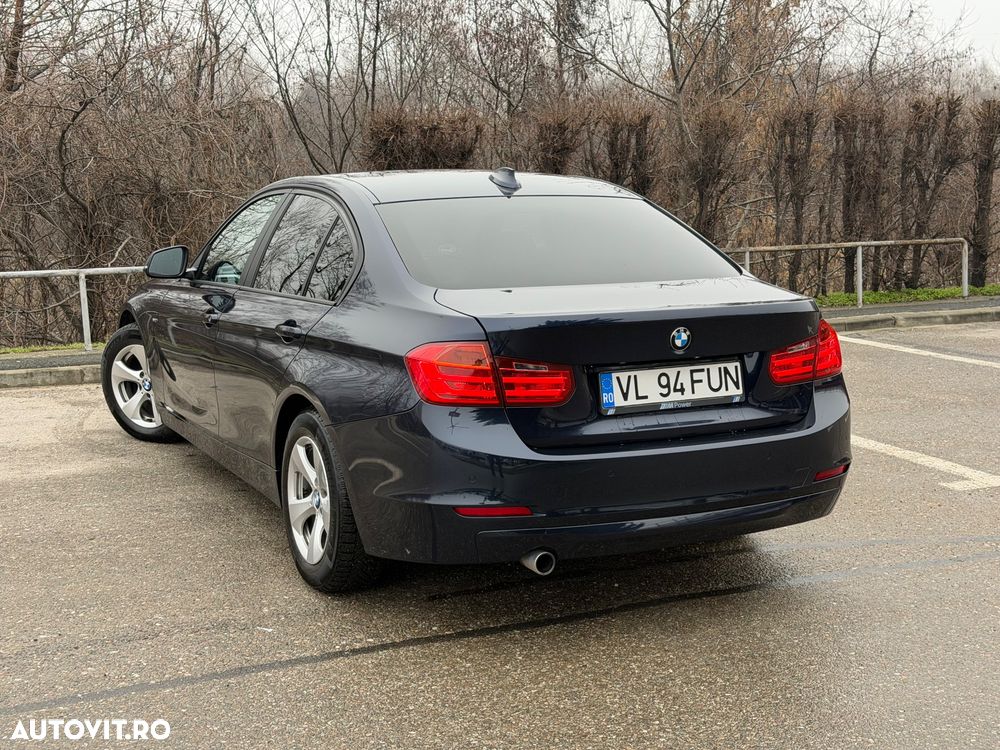 BMW Seria 3 320d DPF Aut. - 24