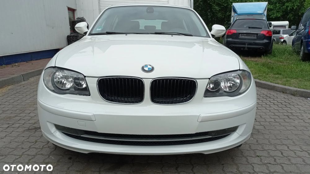 BMW Seria 1 116i - 33