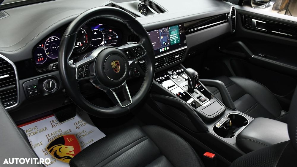 Porsche Cayenne Coupe E-Hybrid Tiptronic S Platinum Edition - 13