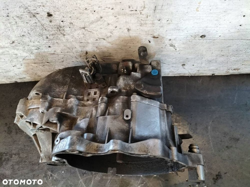 SKRZYNIA BIEGÓW VOLVO 850 I 2.5 TDI MANUAL 5 BIEGÓW - 2