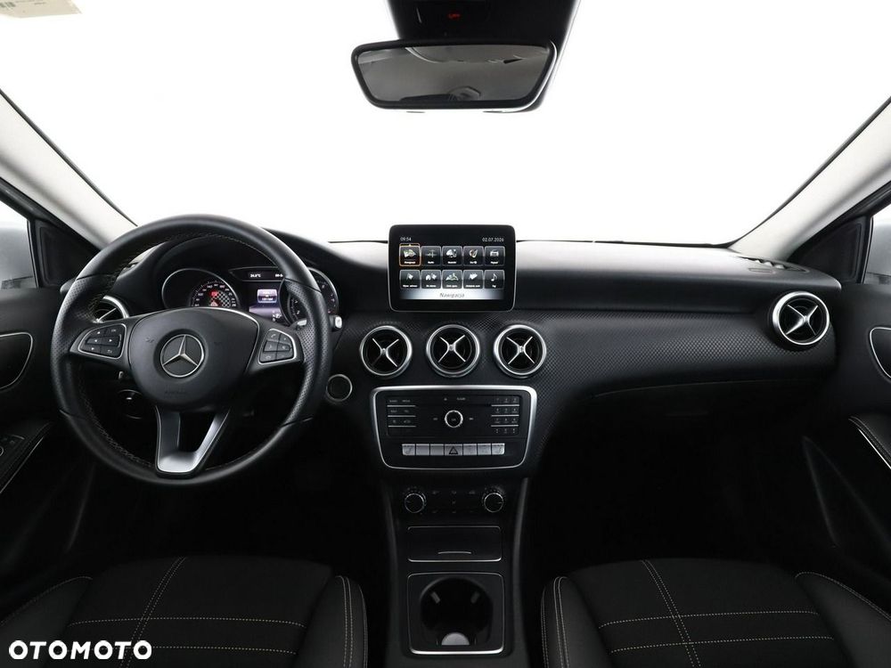 Mercedes-Benz Klasa A 180 (BlueEFFICIENCY) 7G-DCT Urban - 16