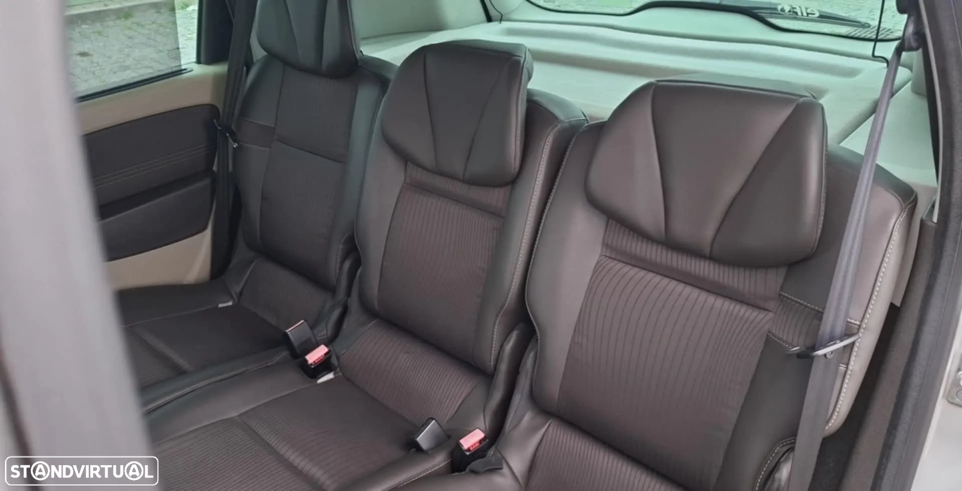 Renault Scénic 1.5 dCi Dynamique S - 11