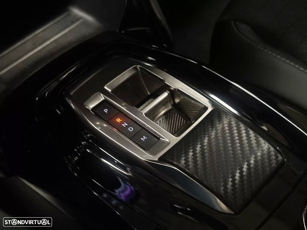 Peugeot 2008 PureTech 130 EAT8 Allure - 6