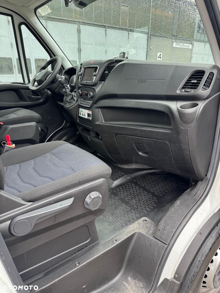 Iveco Daily - 18
