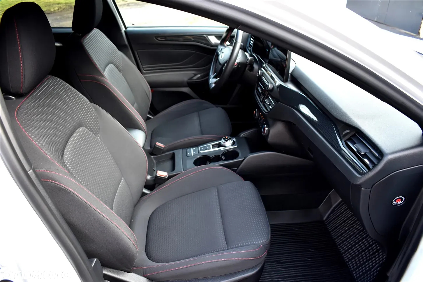Ford Focus 2.0 EcoBlue ST-Line X - 24