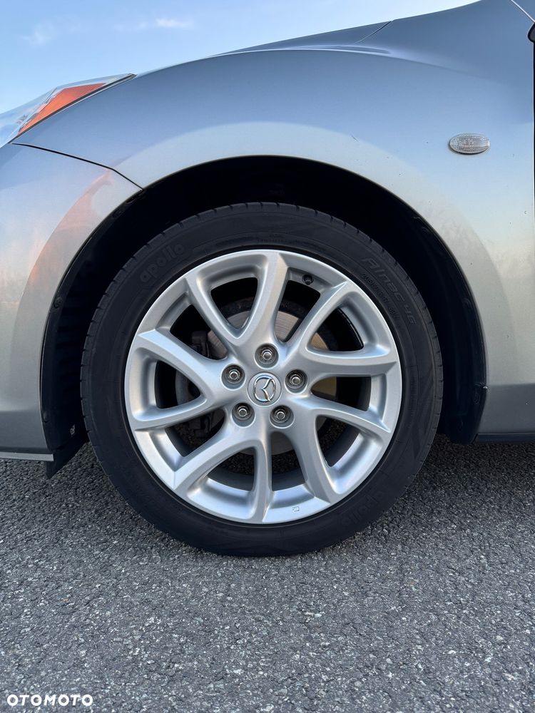 Mazda 3 1.6 Exclusive + - 13