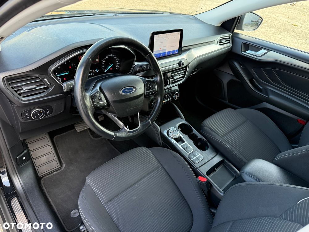 Ford Focus 1.5 EcoBlue Start-Stopp-System TITANIUM - 6