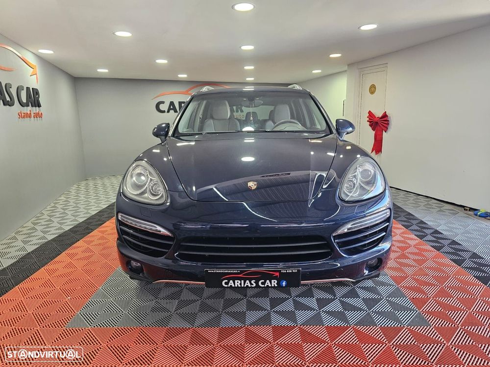 Porsche Cayenne 2011 photo 3
