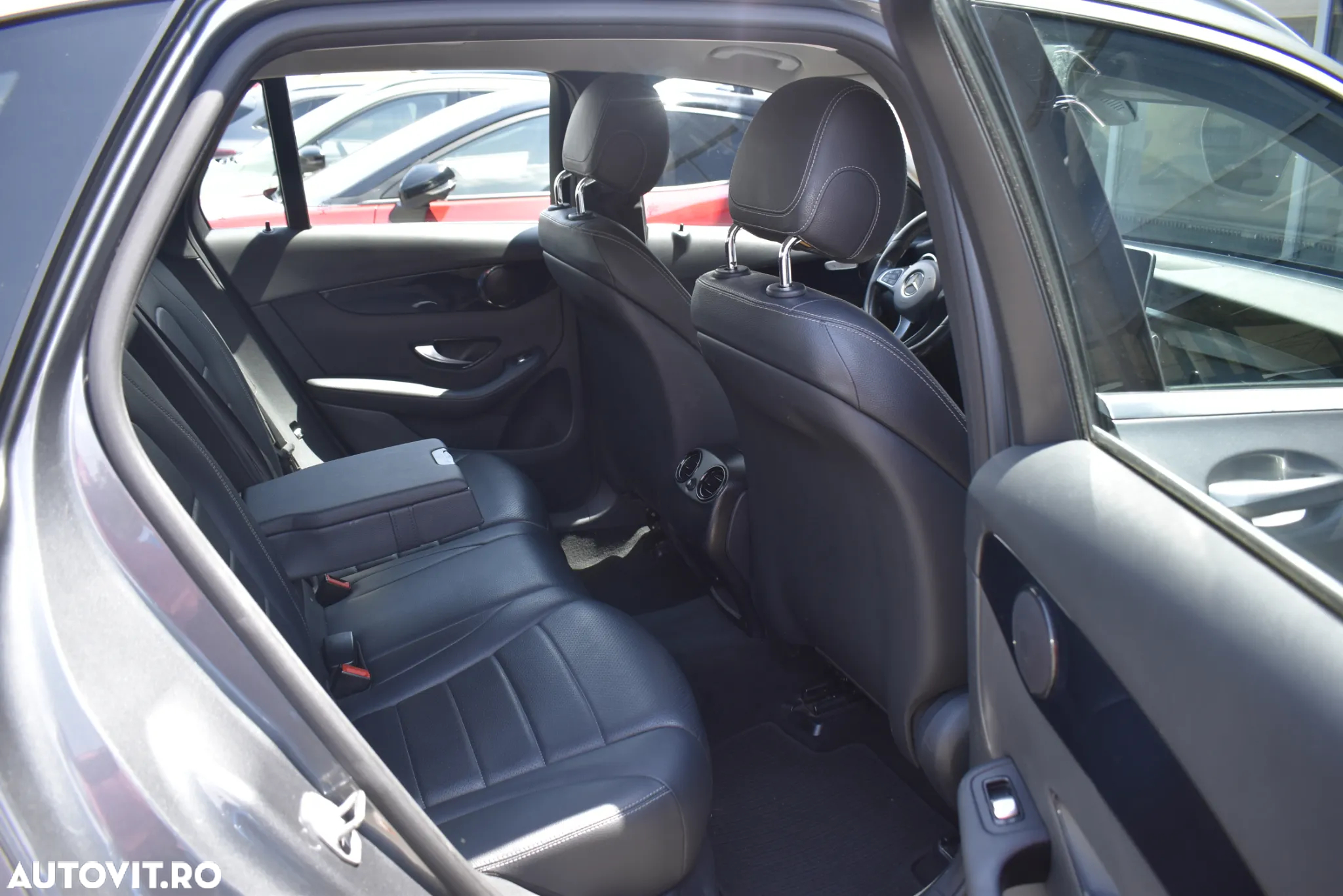 Mercedes-Benz GLC 220 d 4MATIC - 24