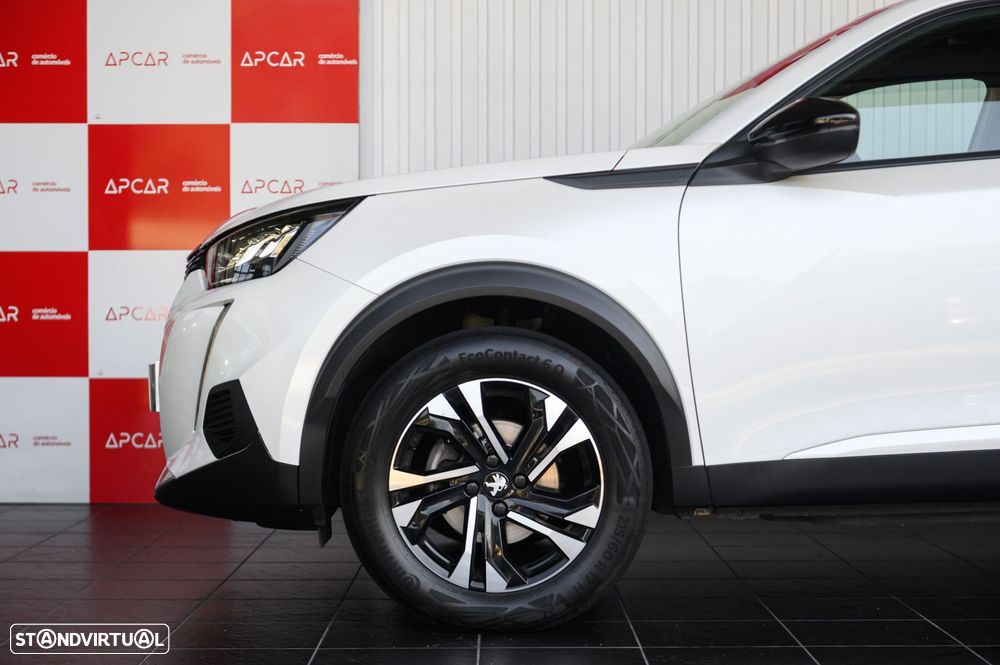 Peugeot 2008 1.2 PureTech Allure - 14