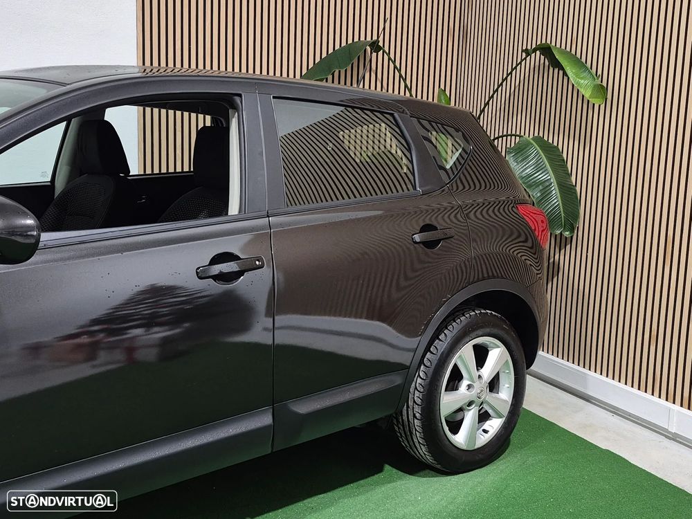 Nissan Qashqai 1.6 Acenta 17 - 4