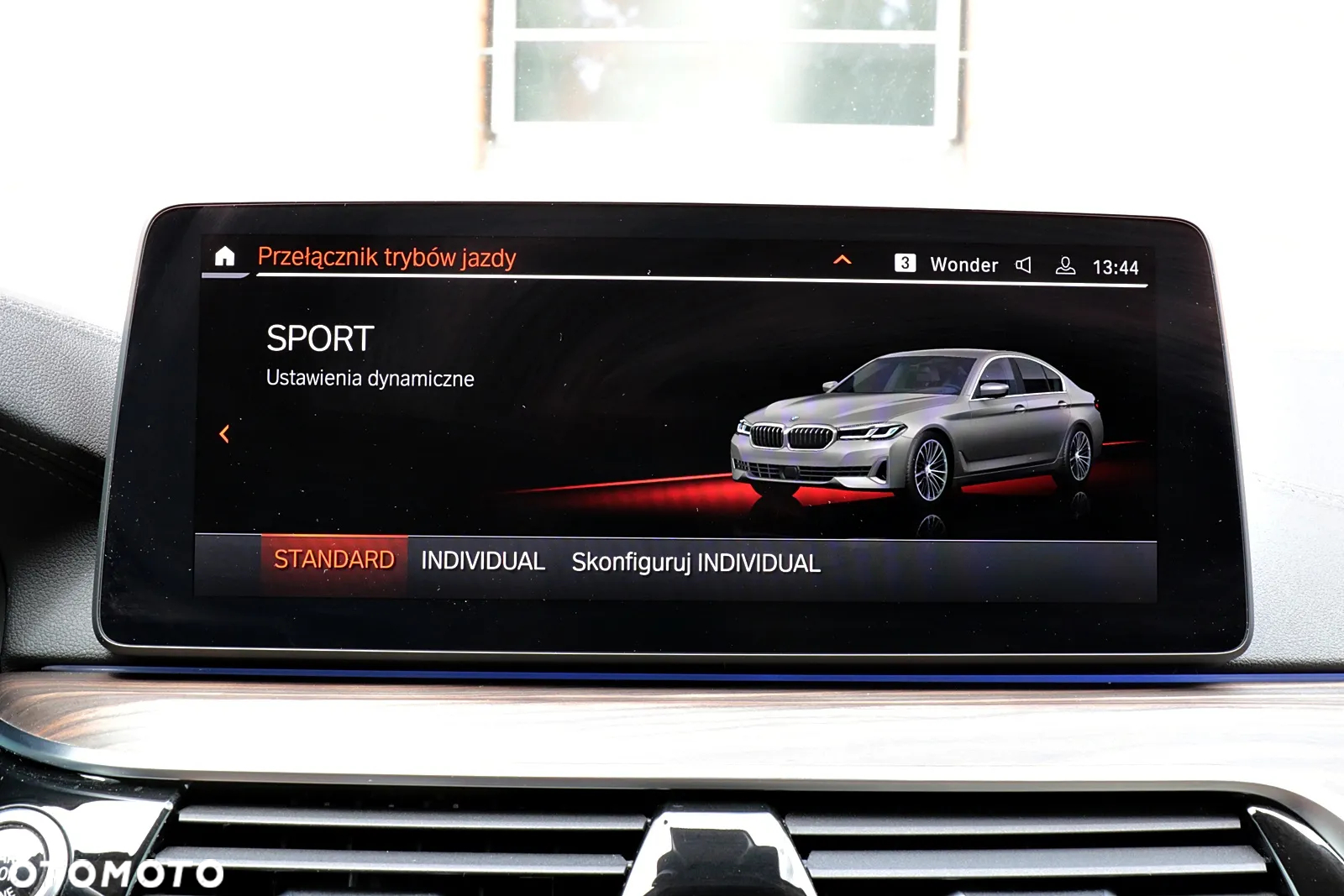BMW Seria 5 530i GPF Luxury Line - 38