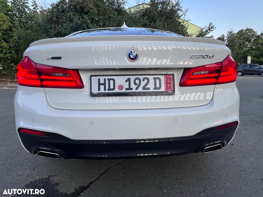 BMW Seria 5 530d xDrive - 6