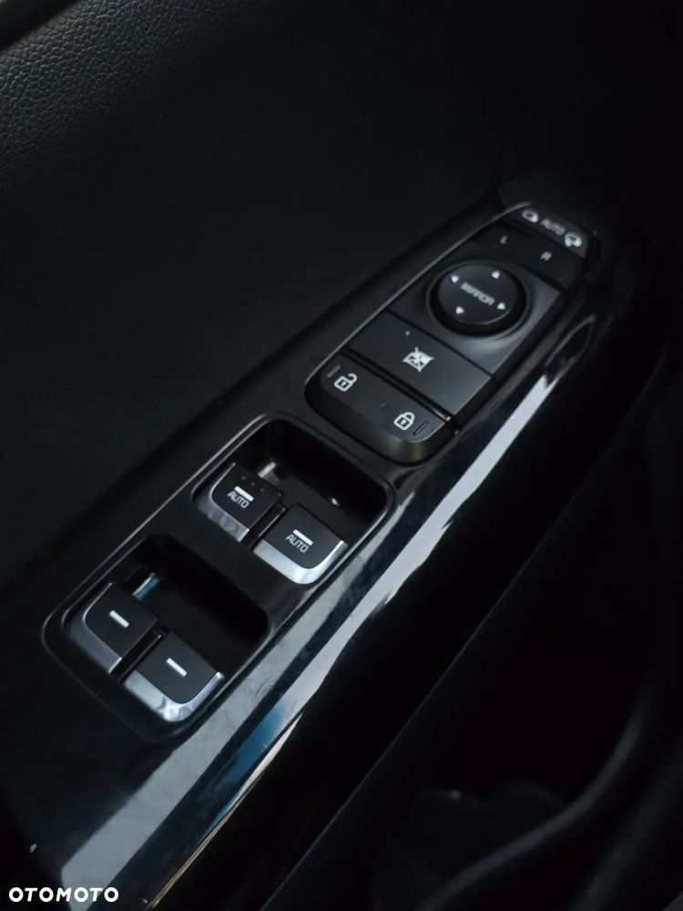 Kia Sportage 1.6 CRDI AWD DCT GT LINE - 26