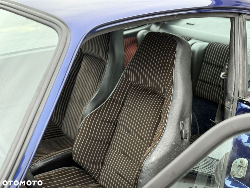 Porsche 911 - 18