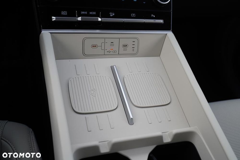 Hyundai Santa Fe - 25