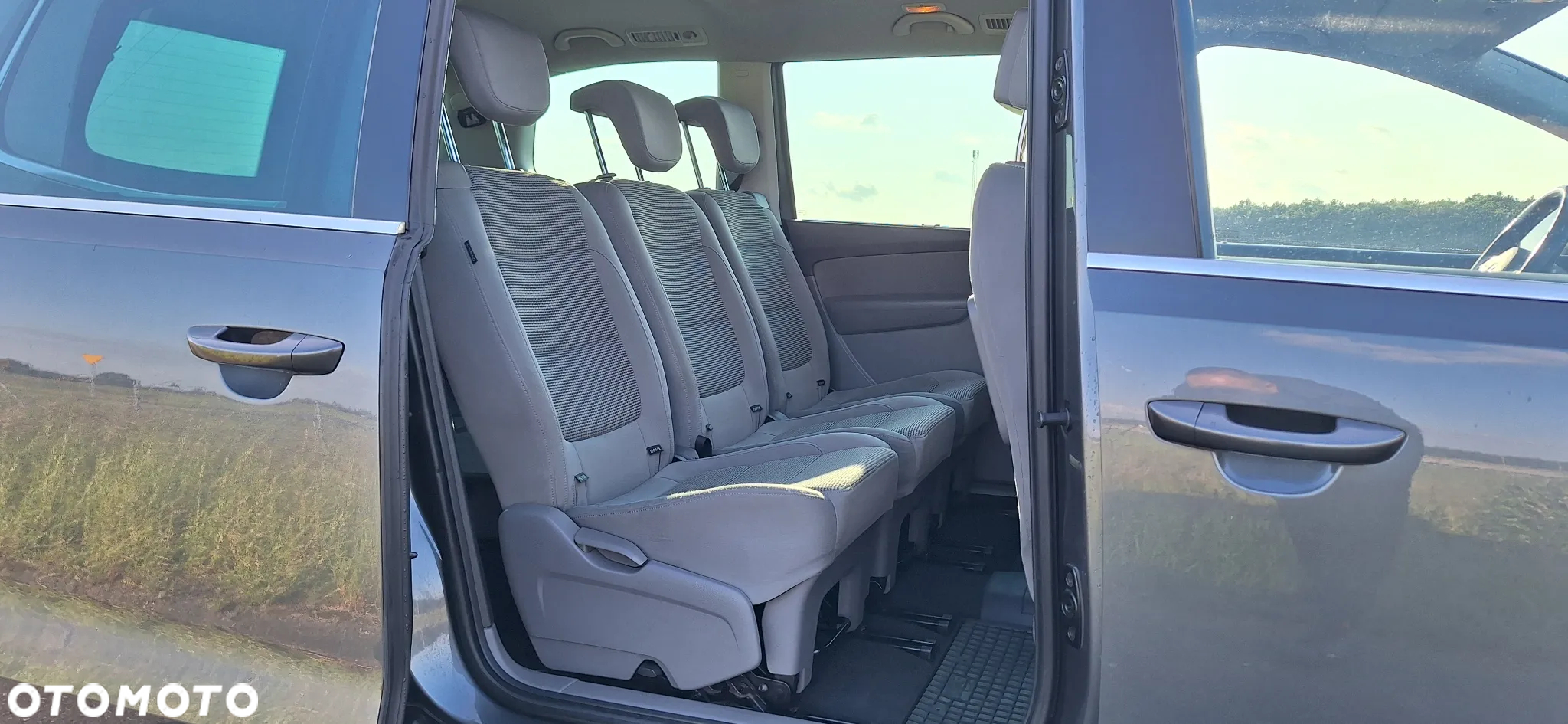 Volkswagen Sharan 2.0 TDI Comfortline - 12