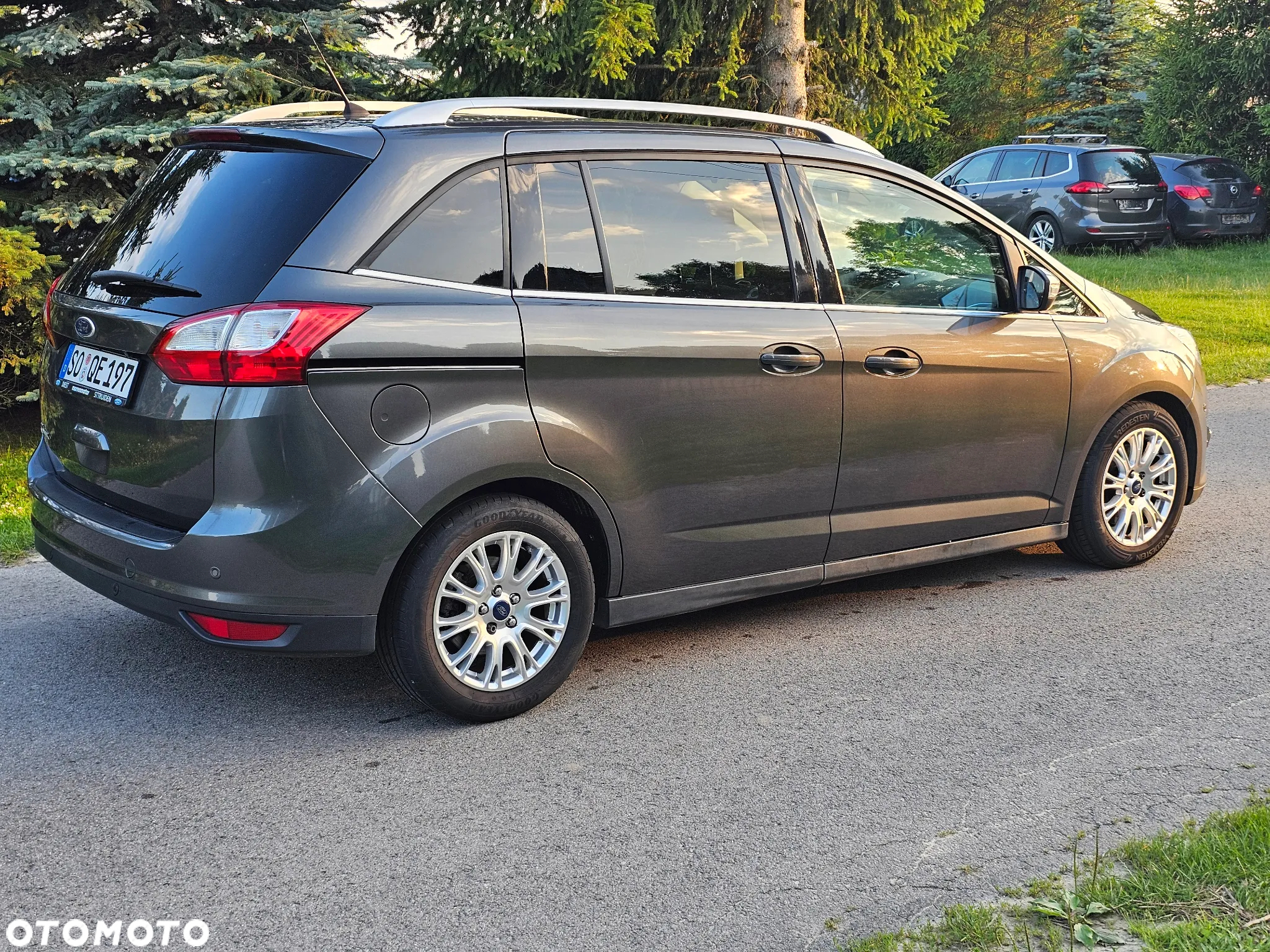 Ford Grand C-MAX 1.6 TDCi Start-Stop-System Titanium - 32