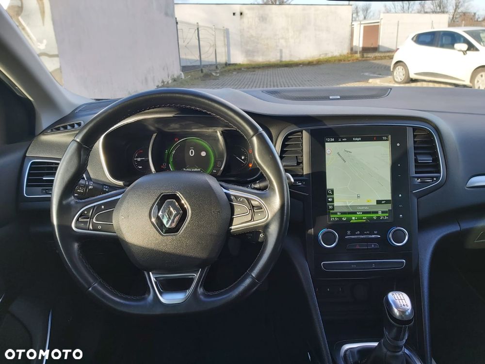 Renault Megane ENERGY TCe 130 BOSE EDITION - 6