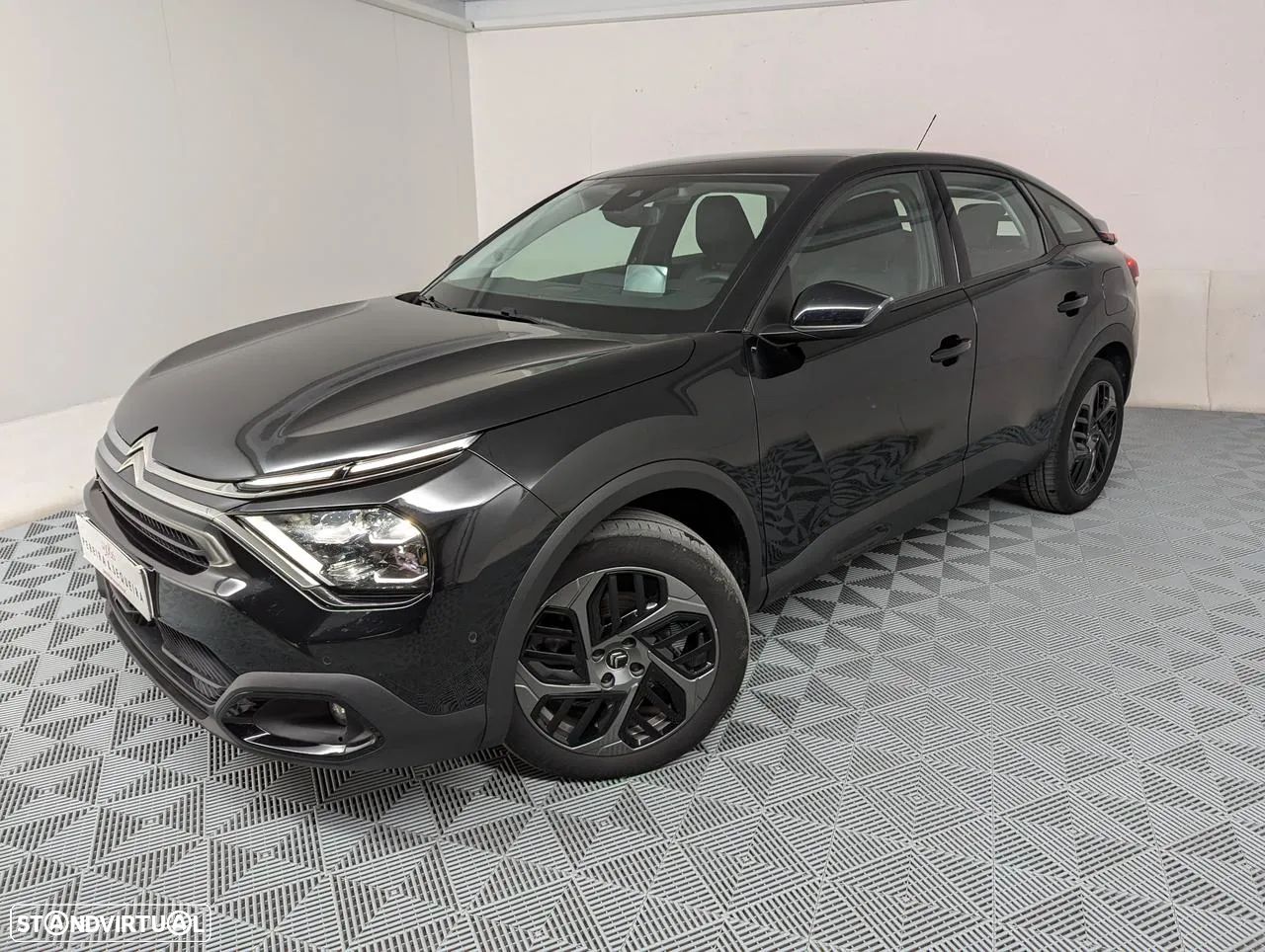 Citroën C4 1.2 PureTech Plus - 1