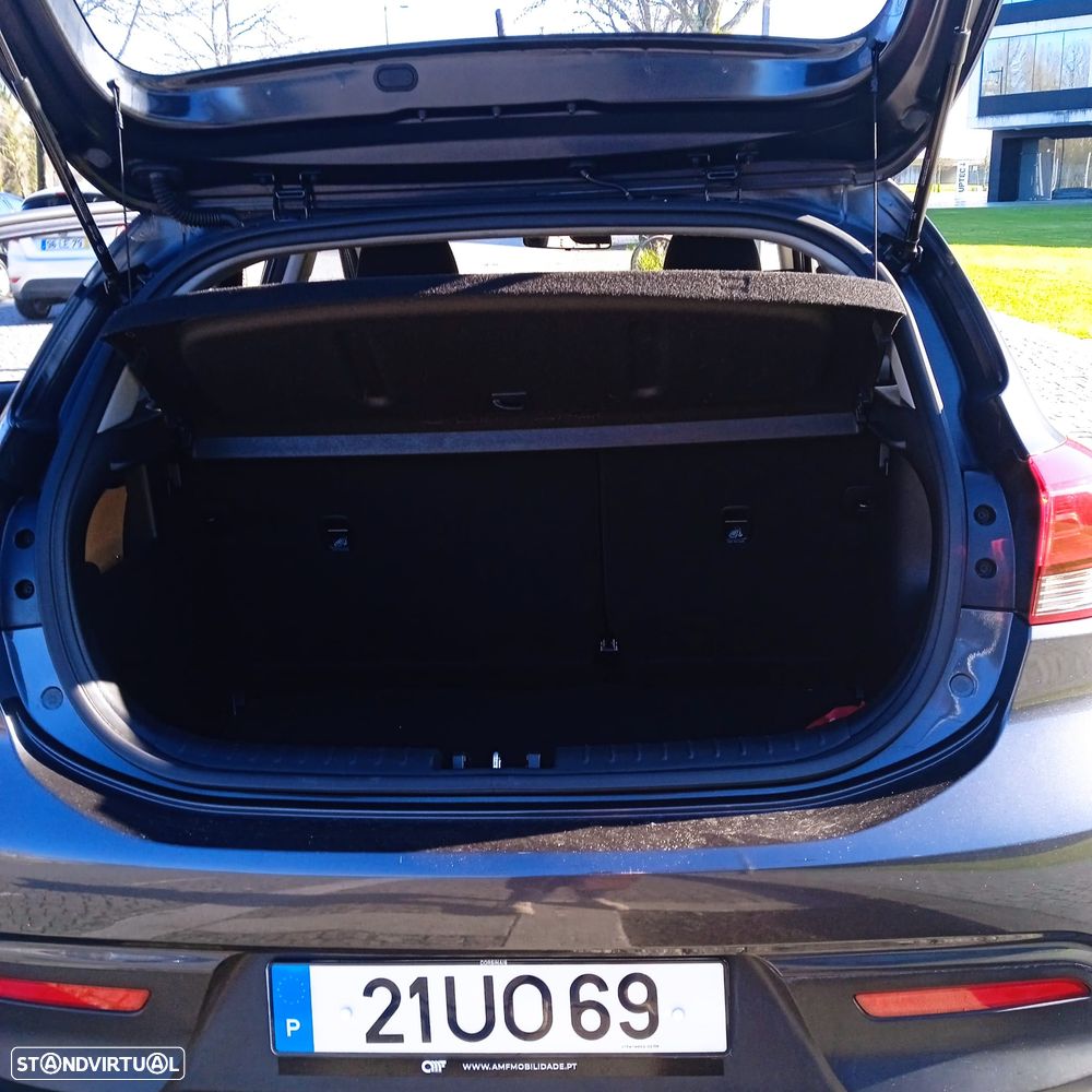 Kia Rio - 10