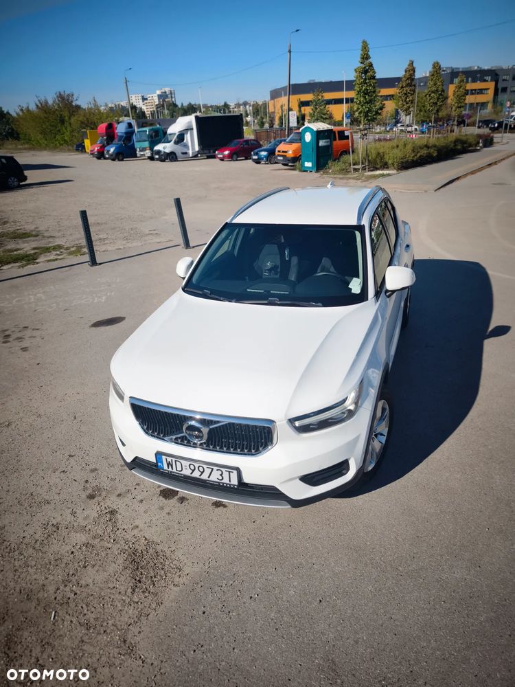 Volvo XC 40 T3 Momentum Pro - 8