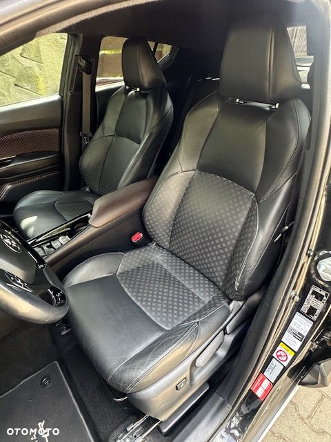 Toyota C-HR Style Selection - 37