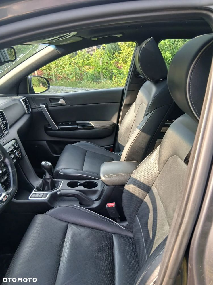Kia Sportage 2.0 CRDI 4WD Fifa World Cup Edition - 10