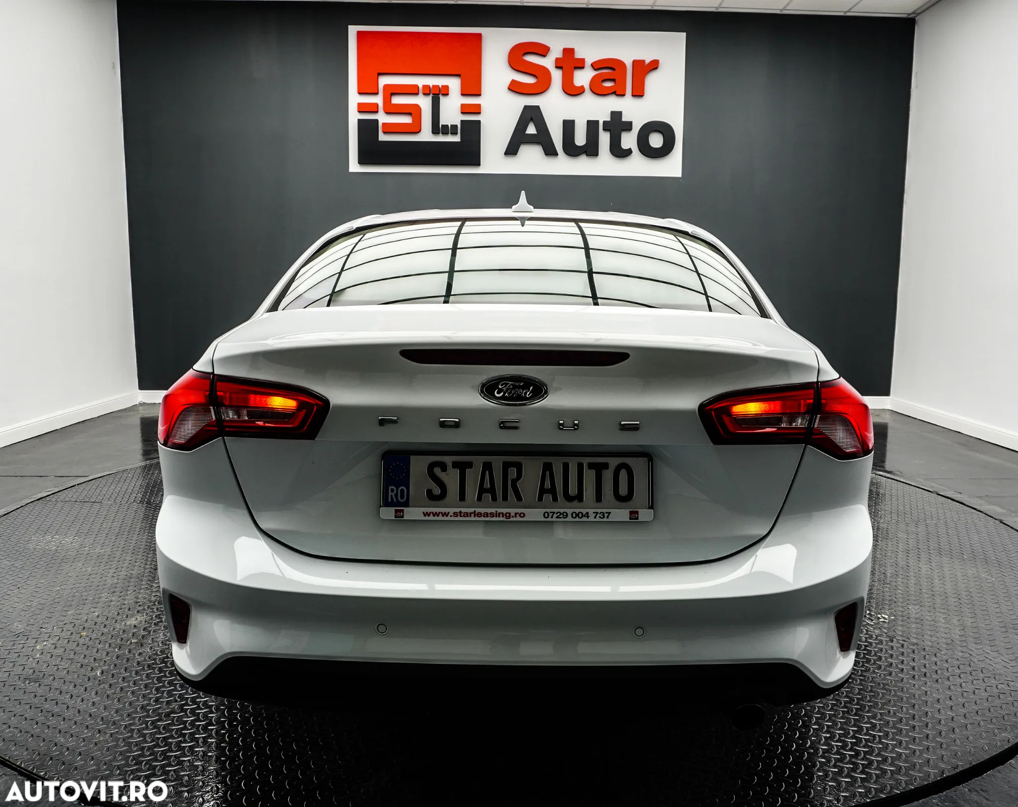 Ford Focus 1.0 EcoBoost Titanium Business - 6