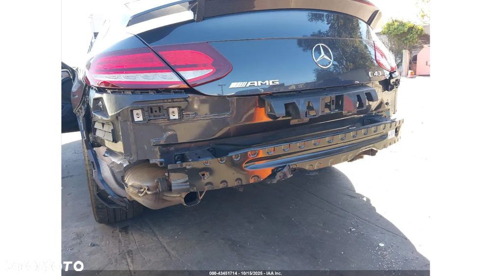 Mercedes-Benz Klasa C AMG 43 4Matic 9G-TRONIC - 9