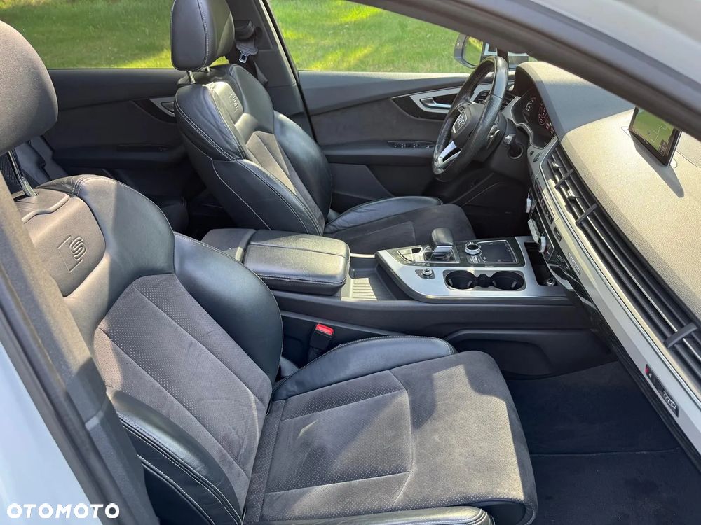Audi Q7 3.0 TDI Quattro Tiptronic - 22
