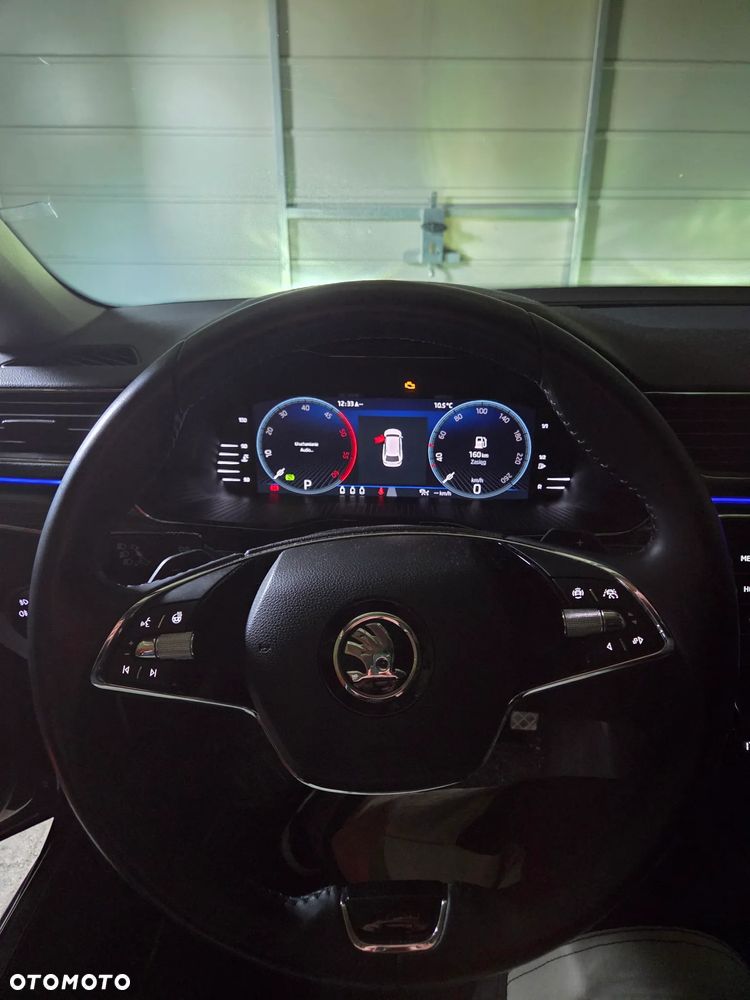 Skoda Superb 2.0 TDI SCR 4x4 Style DSG - 17