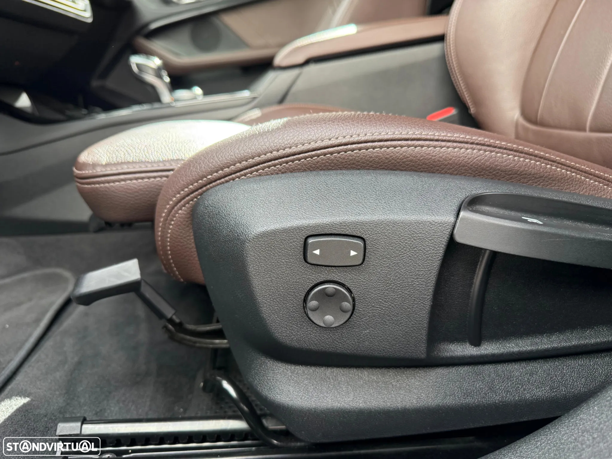 BMW 118 i Pack Desportivo M Auto - 27