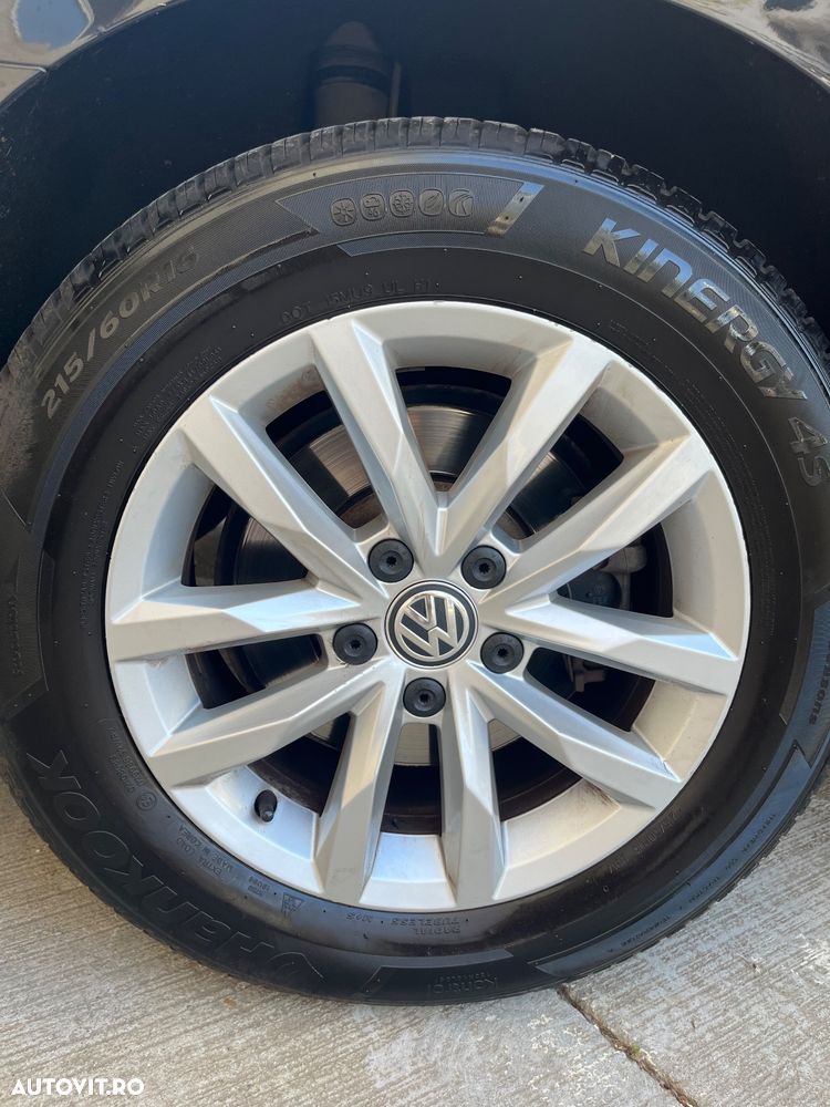 Volkswagen Passat Variant 1.6 TDI SCR DSG Comfortline - 10