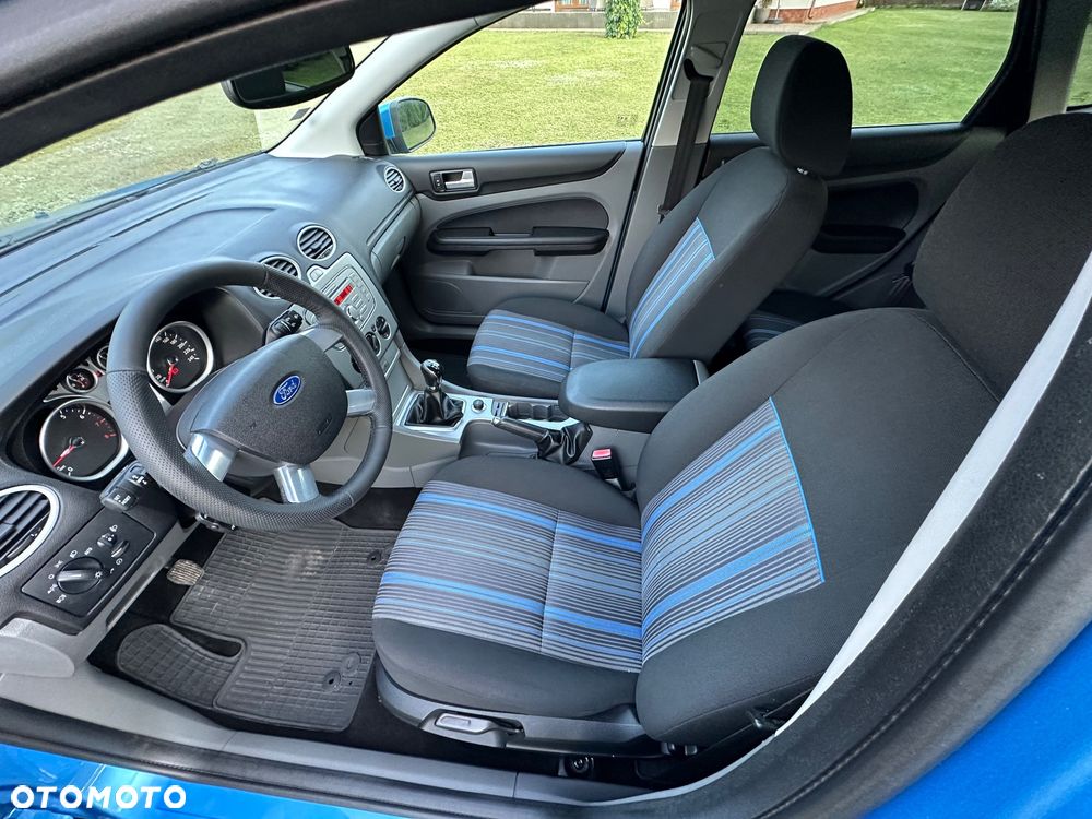 Ford Focus - 12