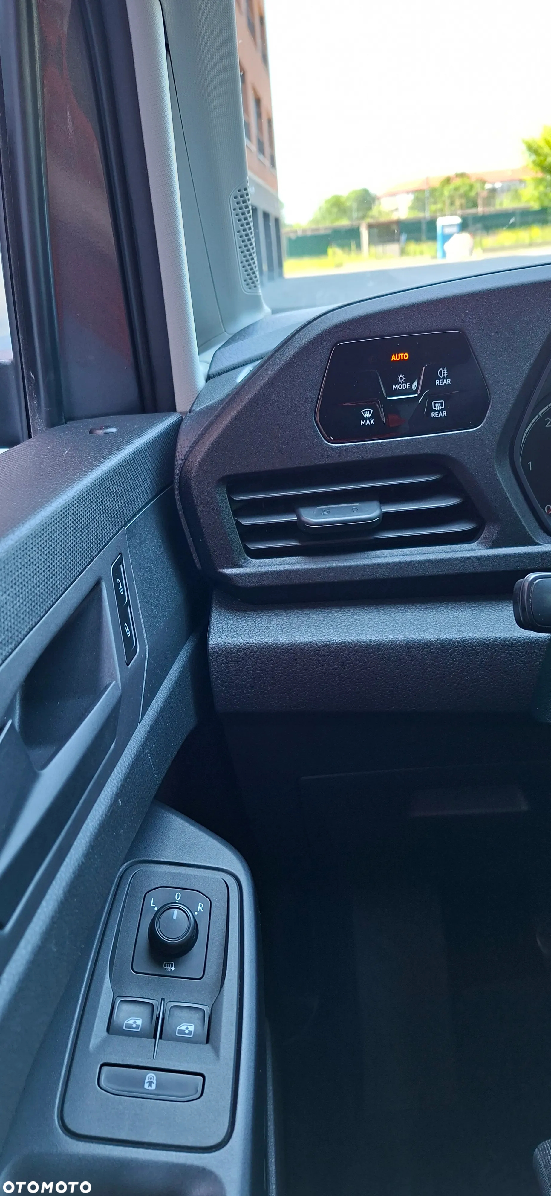 Volkswagen Caddy Maxi 2.0 TDI Life - 28