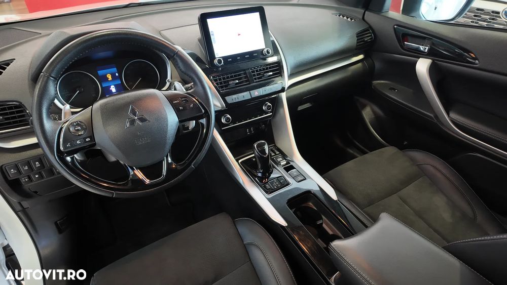 Mitsubishi Eclipse-Cross ver-plug--in-hybrid-4wd-plus-select - 6