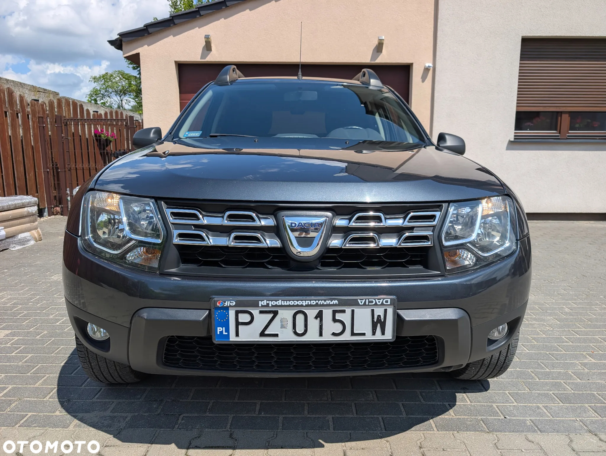 Dacia Duster 1.6 SCe Laureate S&S - 5