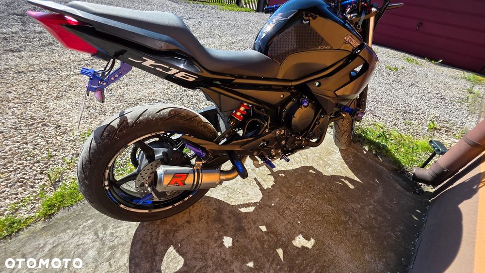 Yamaha XJ - 9