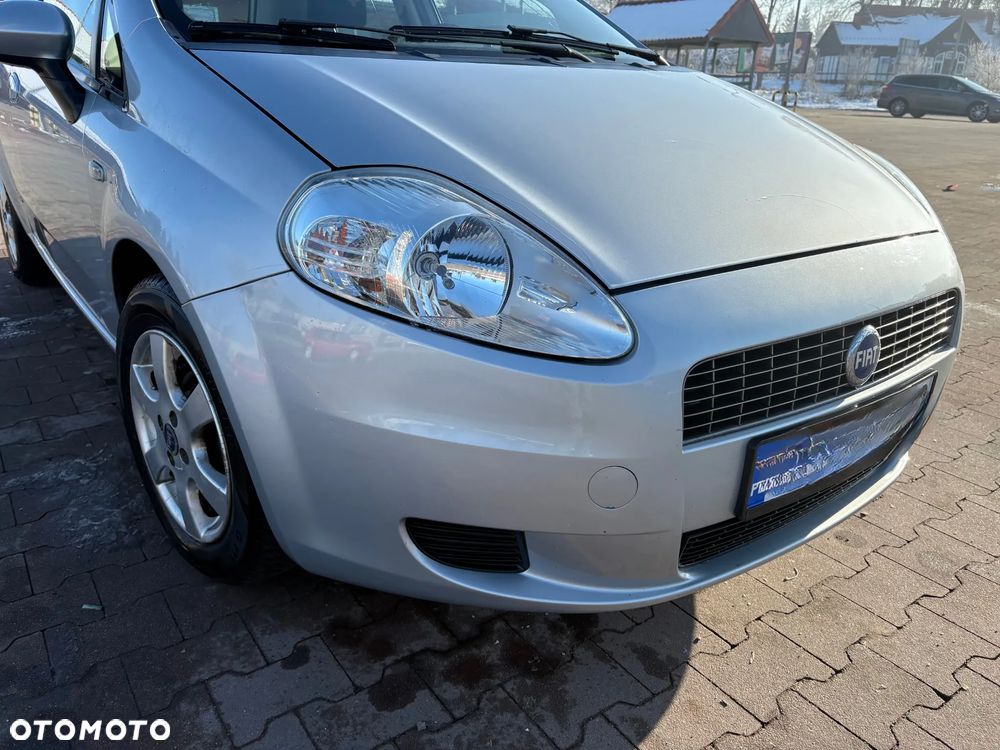 Fiat Grande Punto - 11