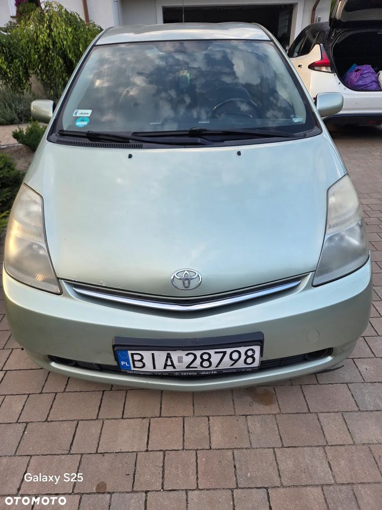 Toyota Prius - 1